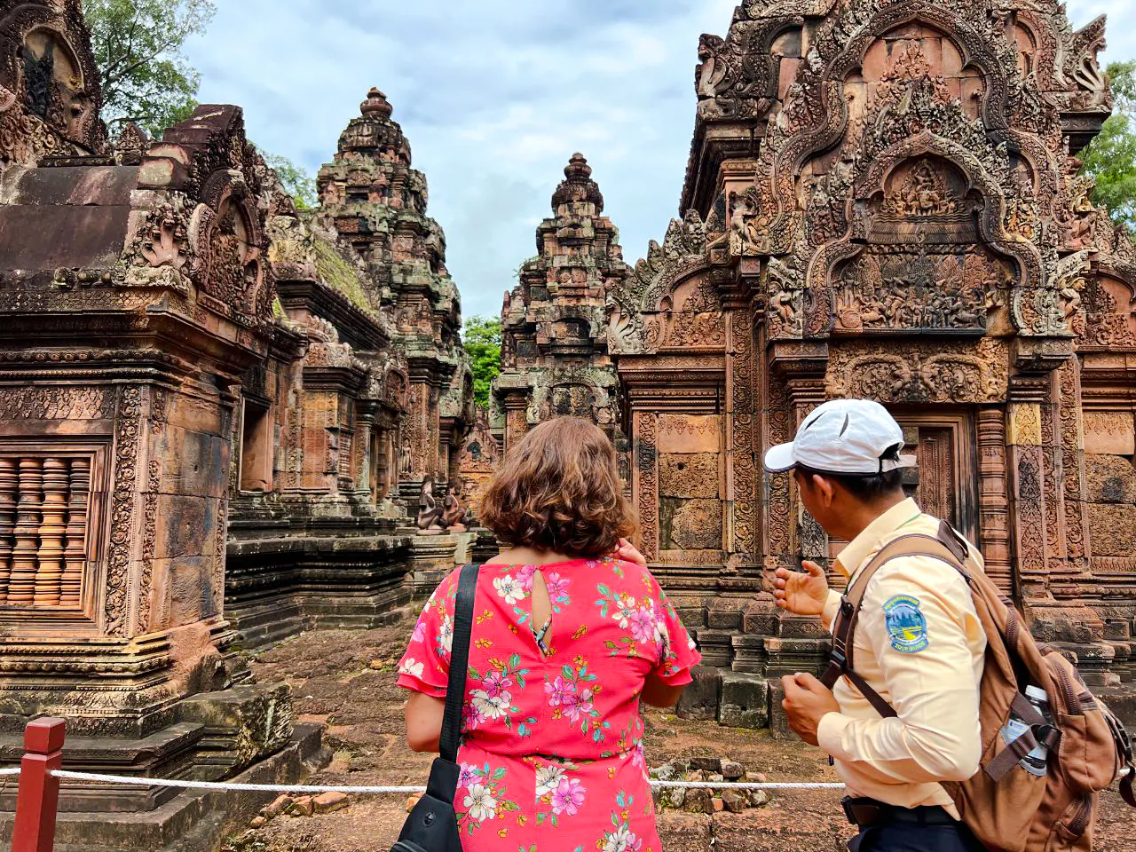 Kulen Mountain Waterfall Day Tour with Picnic Lunch and Banteay Srei Temple from Siem Reap