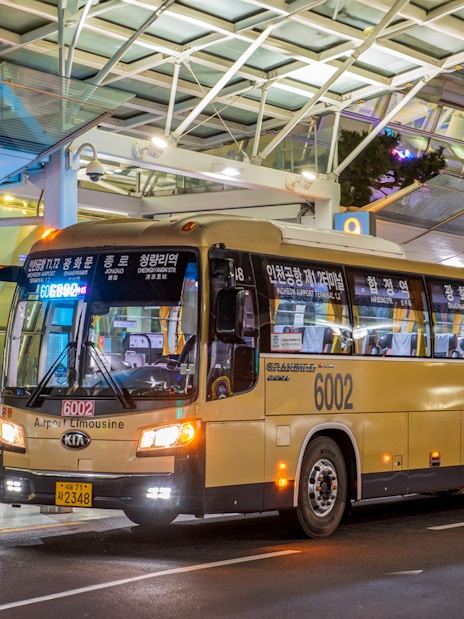 Incheon Airport Limousine Bus at terminal, Seoul route.