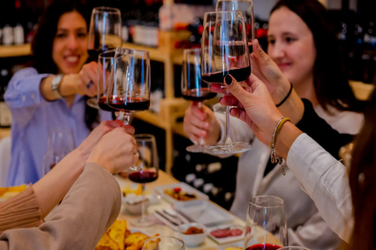 catania historic center etna wine tasting with sicilian products-1