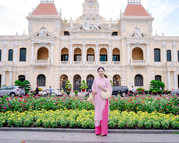 Ho Chi Minh City Ao Dai Try-On Photoshoot Experience