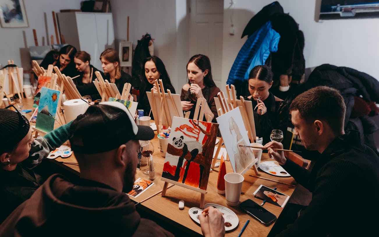 krakow sip & paint workshop with unlimited wine & prosecco-4