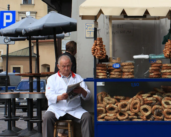 Krakow Old Town Guided Food Tour with Polish Specialties and Vodka Tastings