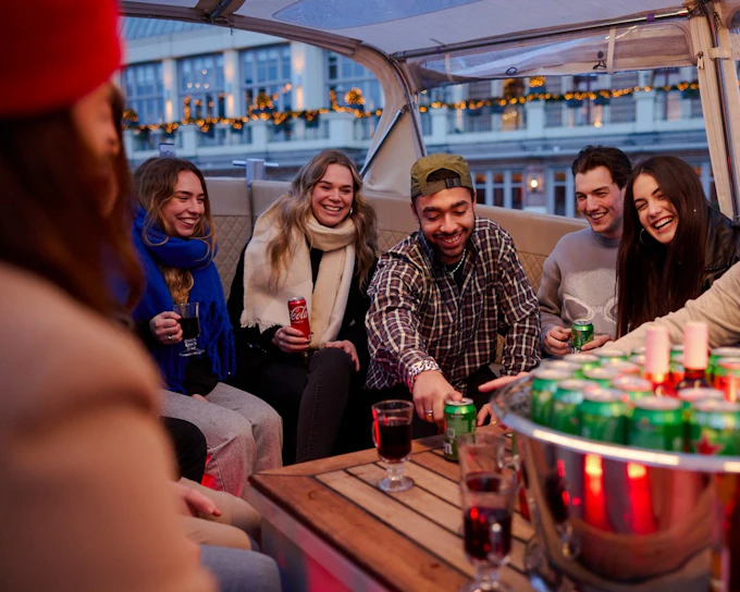 Amsterdam: 1-Hour Canal Cruise with Unlimited Drinks Option