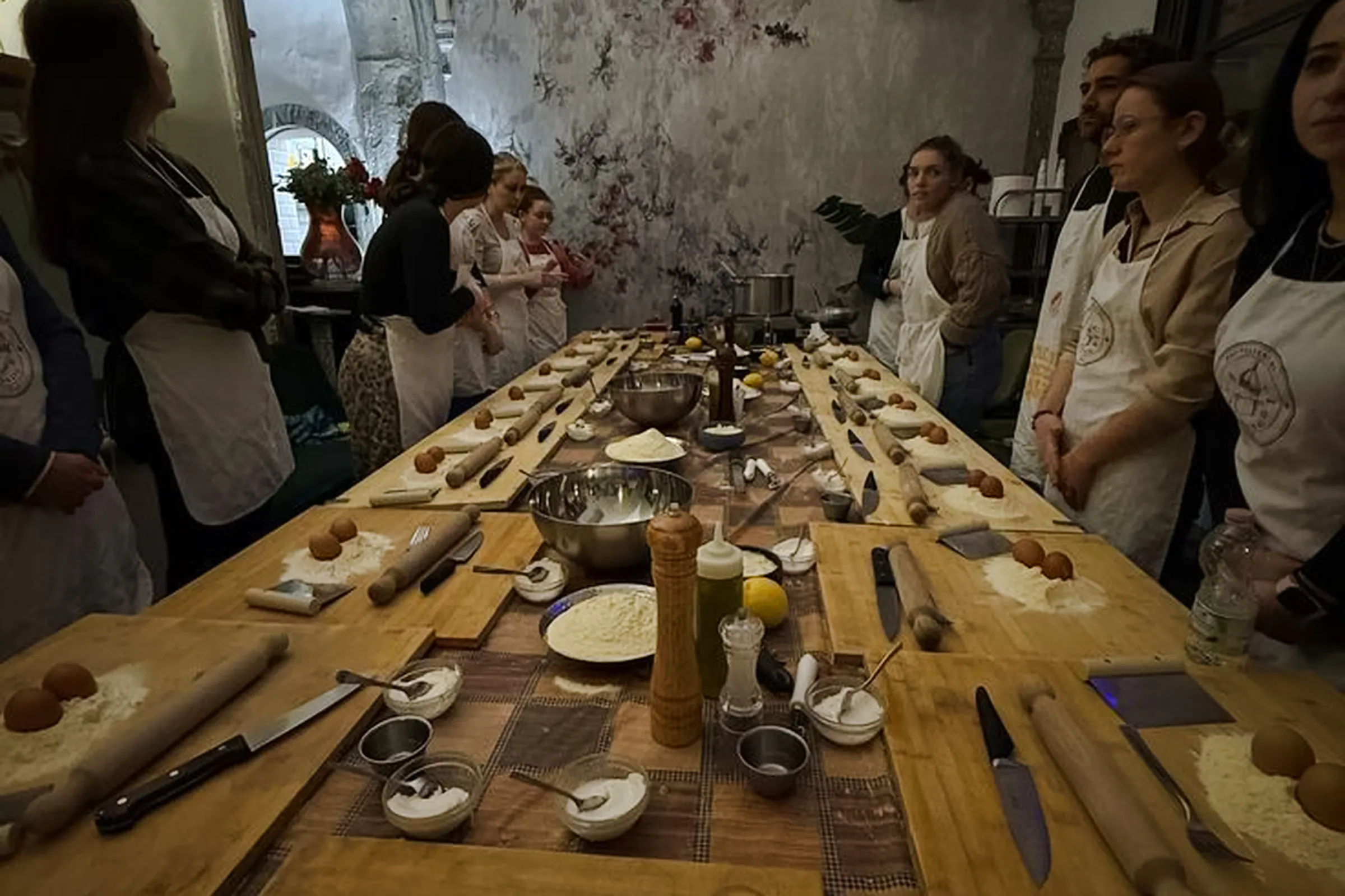 Florence Pasta & Tuscan Dessert-Making Cooking Class with Meal