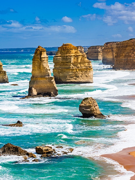 12 Apostles rock formations along the Great Ocean Road coastline, Australia.