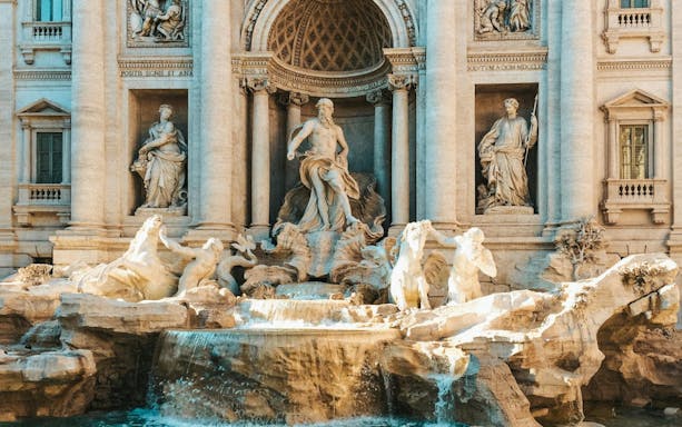 trevi fountain ticket & city walking tour-2