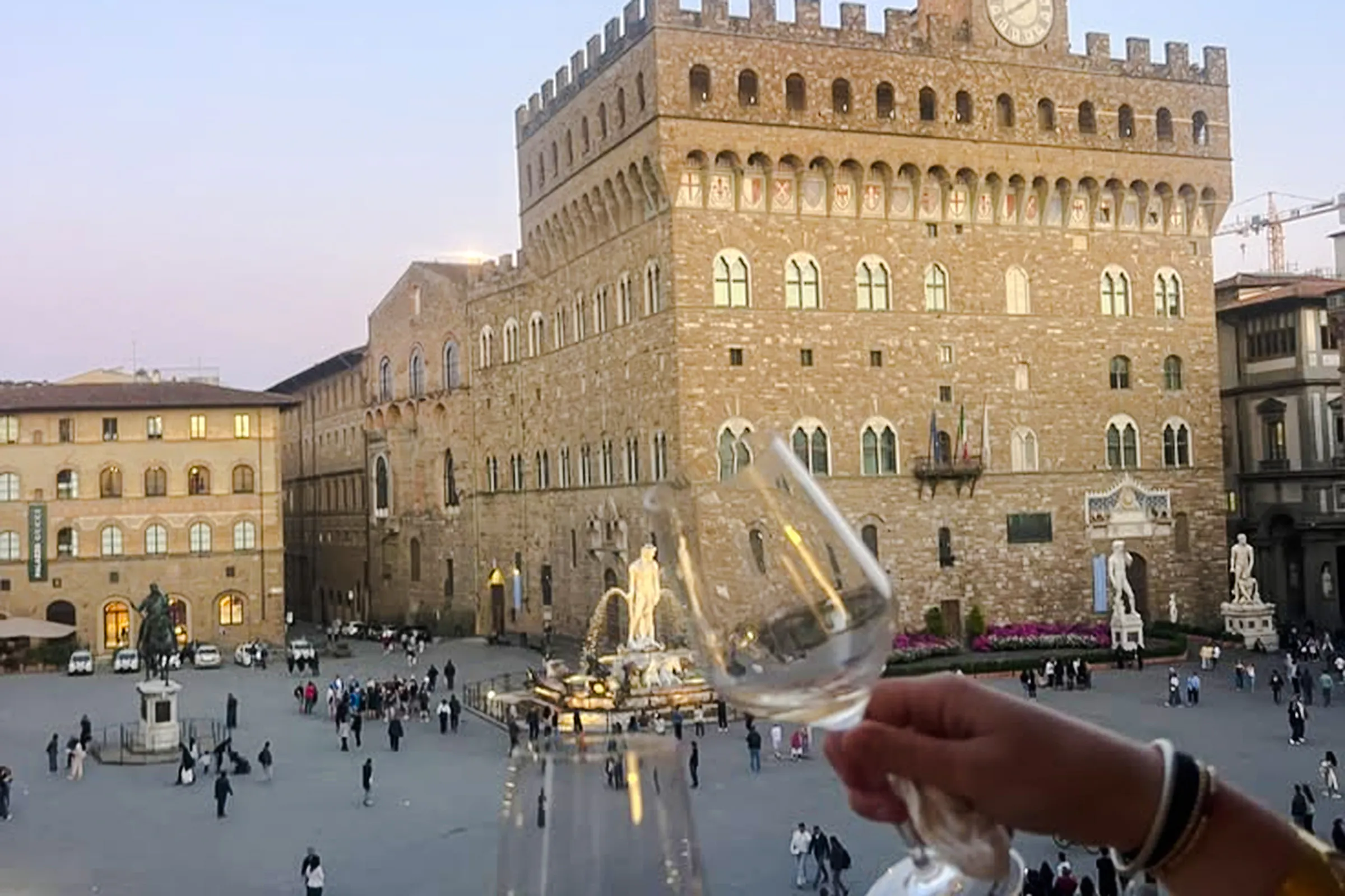 Florence Three Tenors Opera Concert with Tuscan Dinner at Cattedrale dell'Immagine