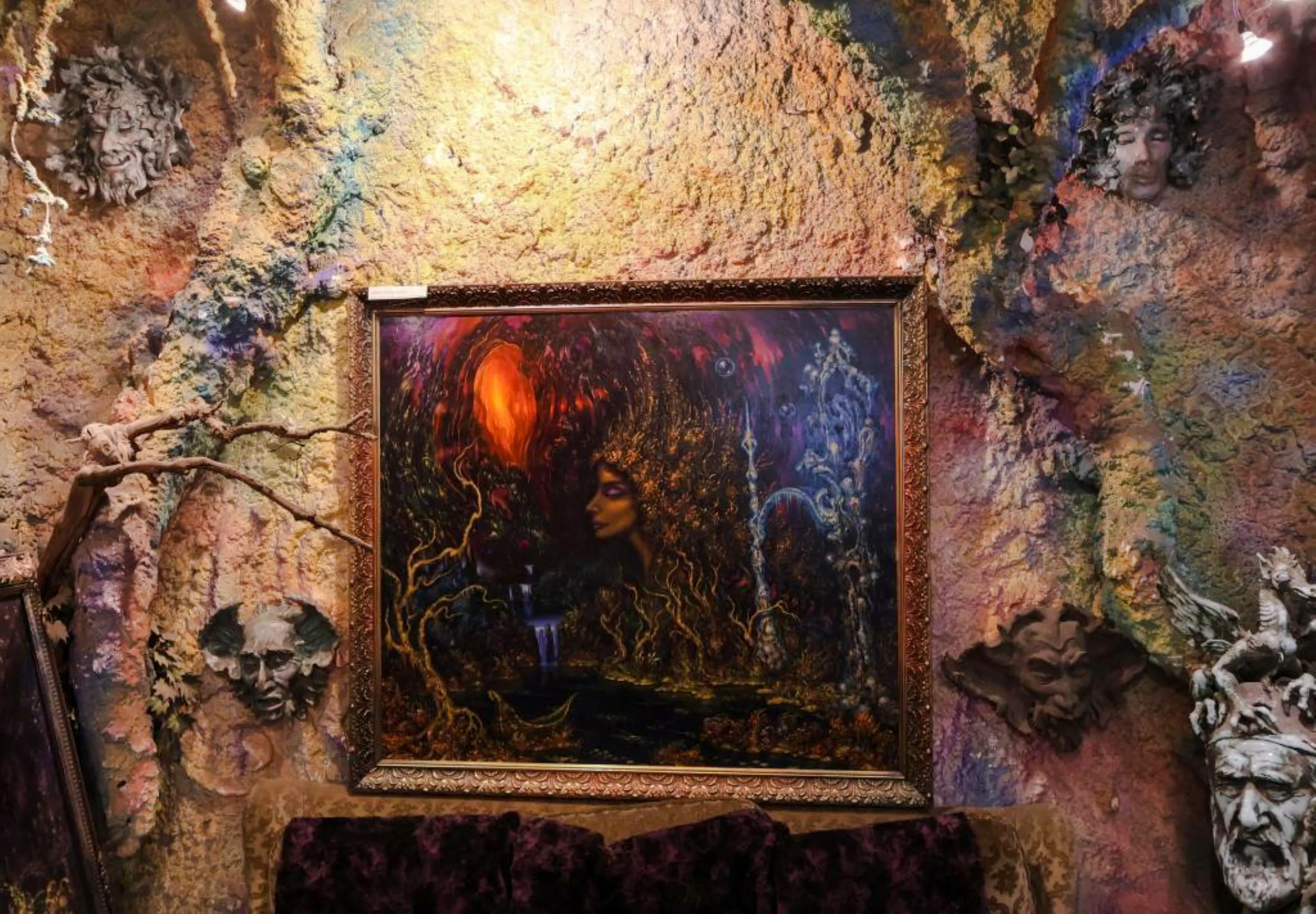 visita autoguiada por audio por praga: la colina de petřín y la caverna mágica de reon argondian-1