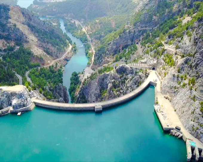 From Antalya: Green Canyon Boat Trip with Lunch and Soft Drinks