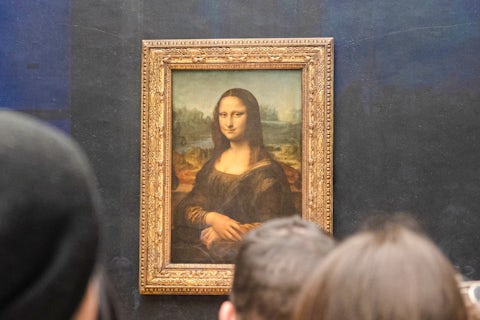 Louvre Museum Skip the Line Small Group Guided Tour