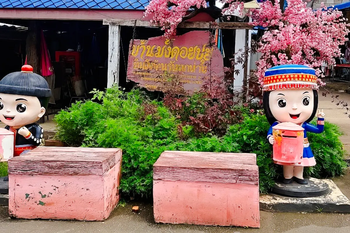 From Chiang Mai: Doi Suthep, Wat Pha Lad & Meo Hill Tribe Village Tour