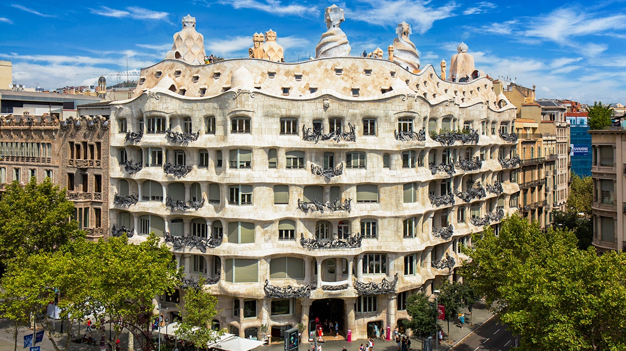 Getting to Casa Milà