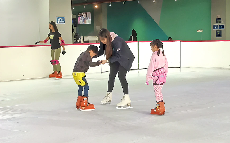 Tv Blue Ice Rink Blue Ice Skating Rink @163 Retail Park