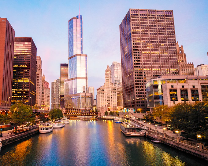 Chicago Architecture Evening Cruise by Shoreline