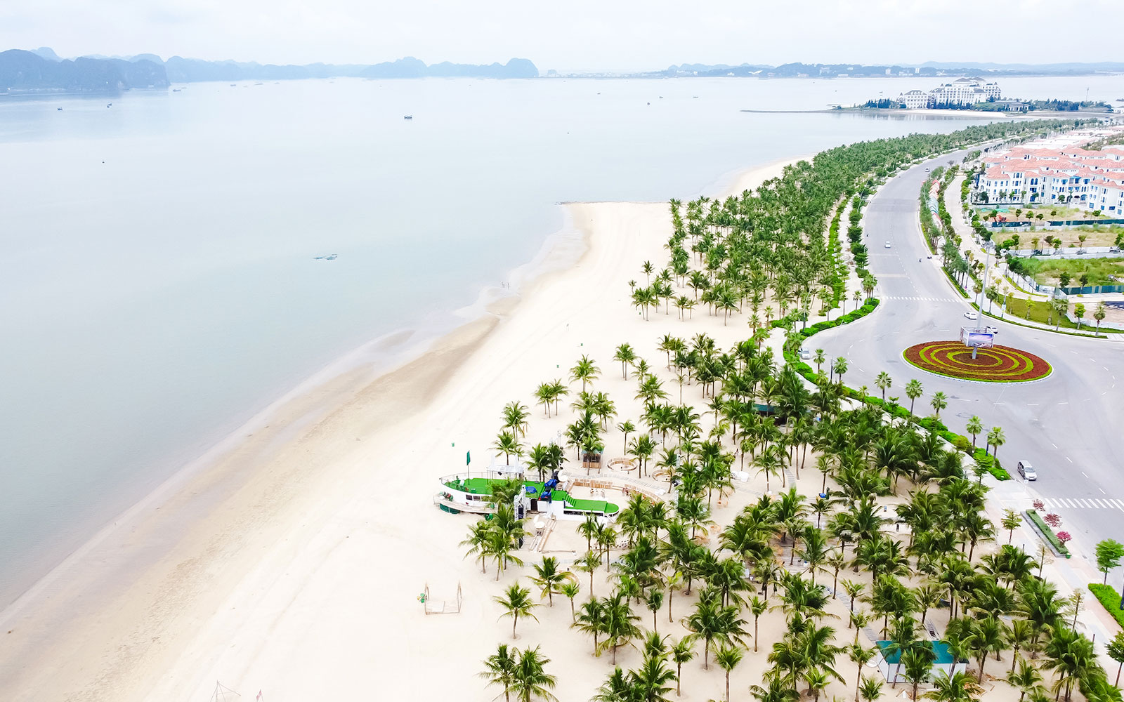 Ha Long Hop-on Hop-off