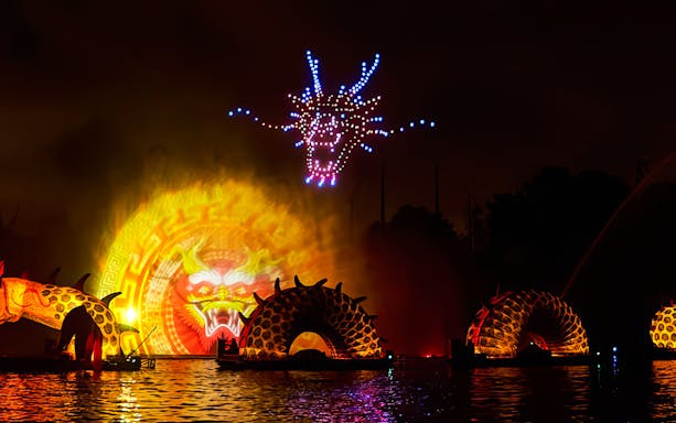Drone and light show featuring a dragon at PortAventura.