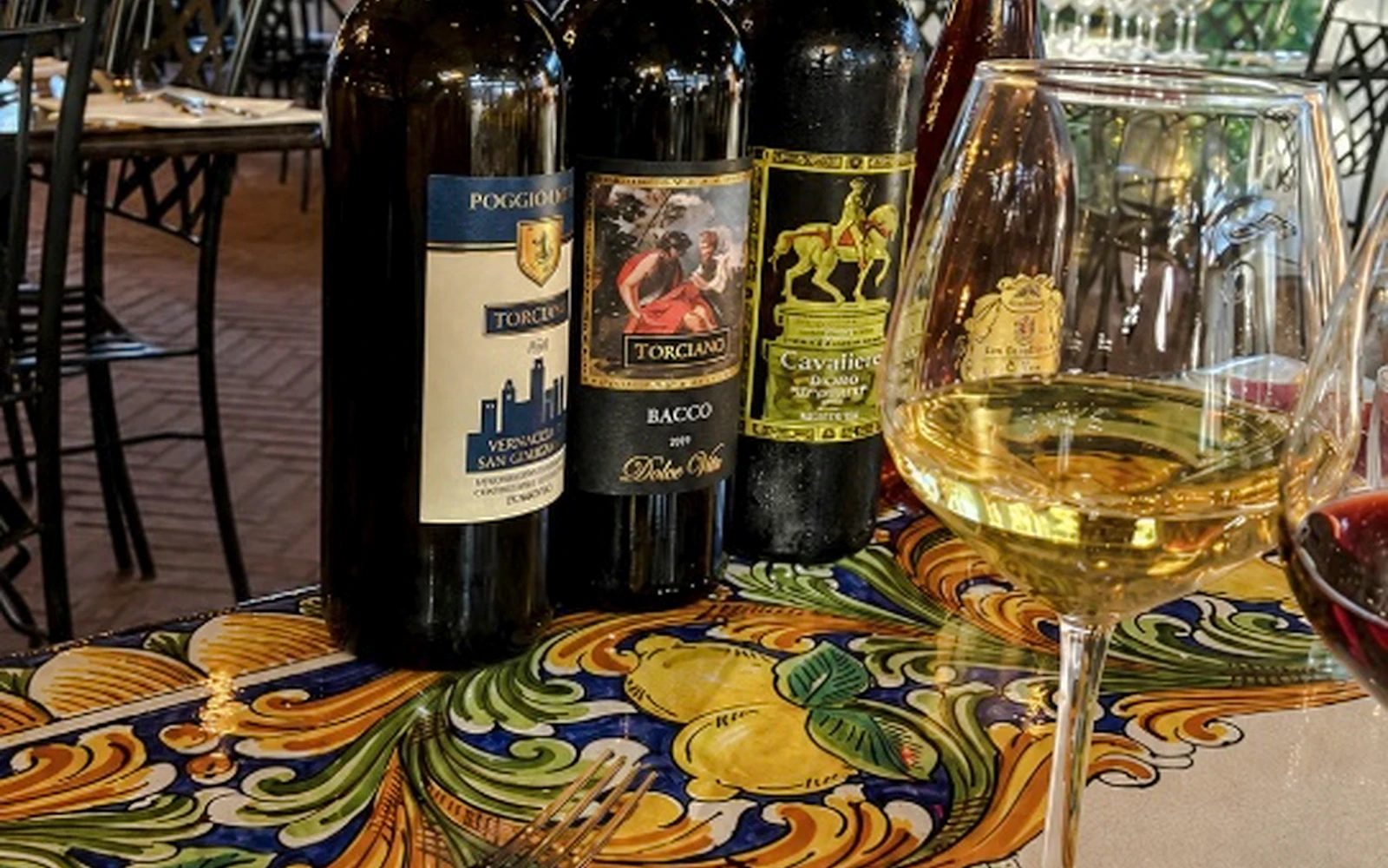 From Florence: San Gimignano Guided Tour with Winery Lunch and Wine Tasting