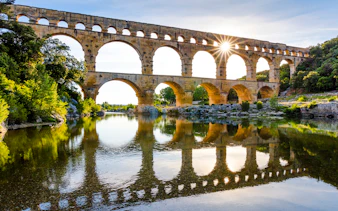 jednodňový výlet v malej skupine do saint-rémy-de-provence, les baux-de-provence a pont du gard-1