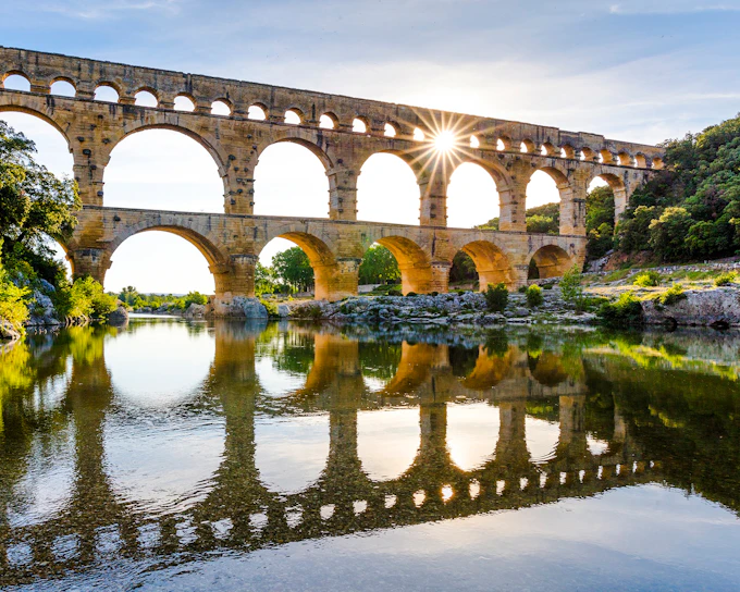 Saint-Rémy-de-Provence, Les Baux-de-Provence & Pont du Gard Small-Group Day Trip
