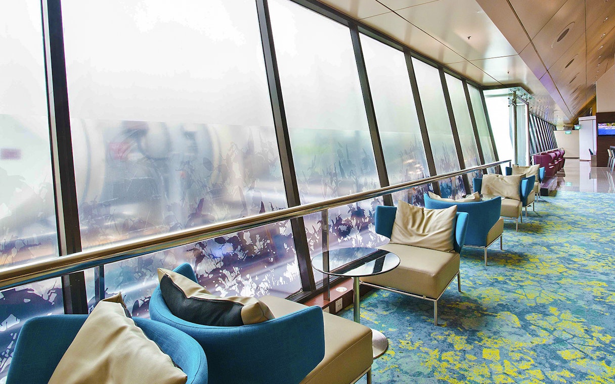 billets pour le salon ambassador transit (terminal 2)-3