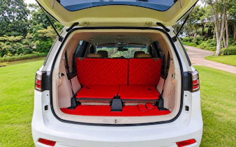 privat suv-transport mellom flyplassene i bangkok (bkk/dmk) og hotellene i bangkok-8