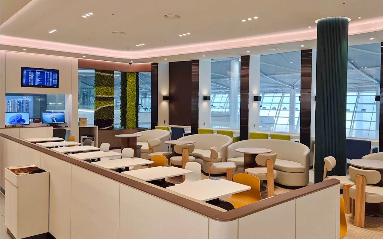 Aeroporto internazionale di Seoul Incheon: Lounge SkyHub presso l'East Concourse — 3