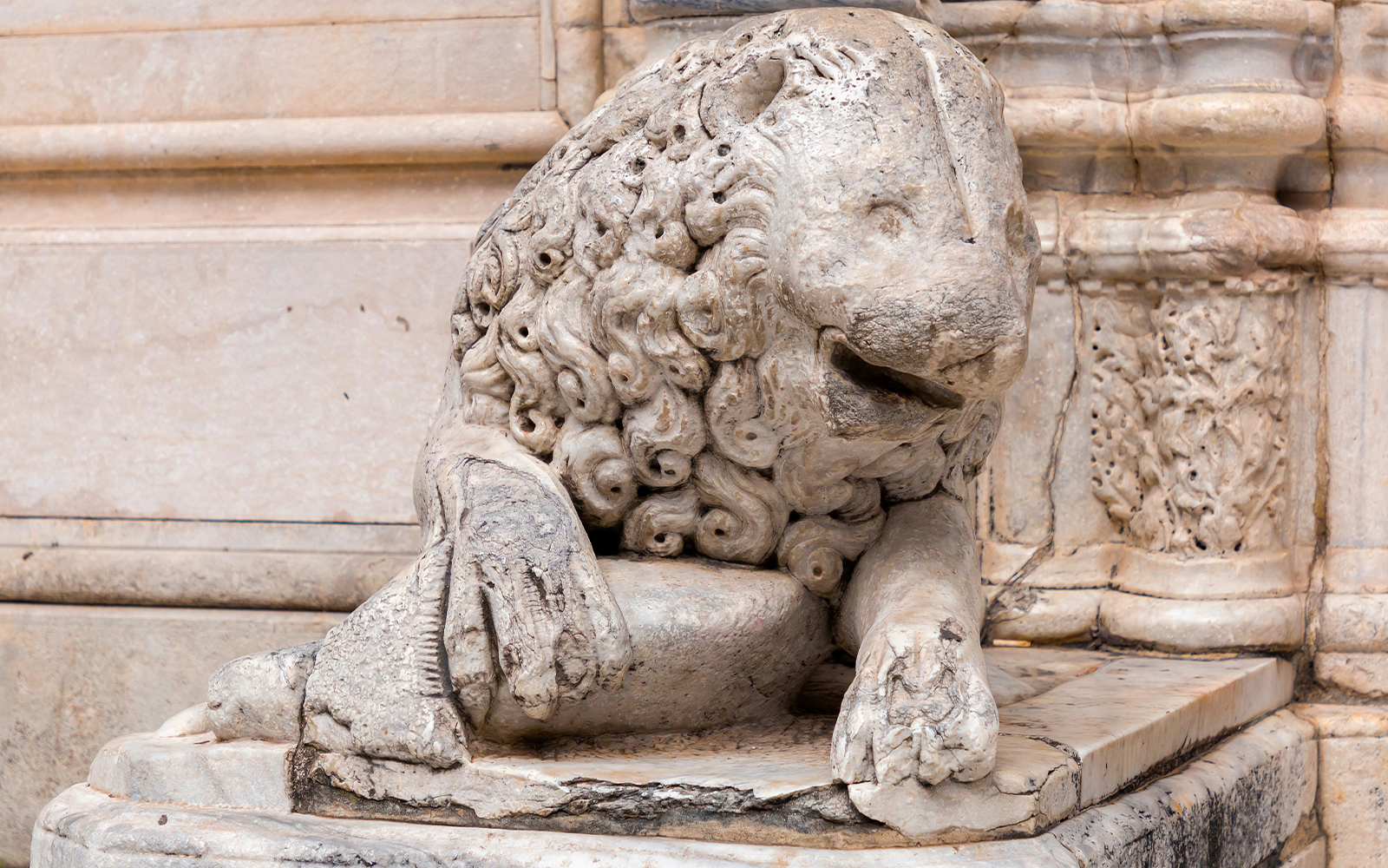 San GenaroLP - Sculptures and Busts