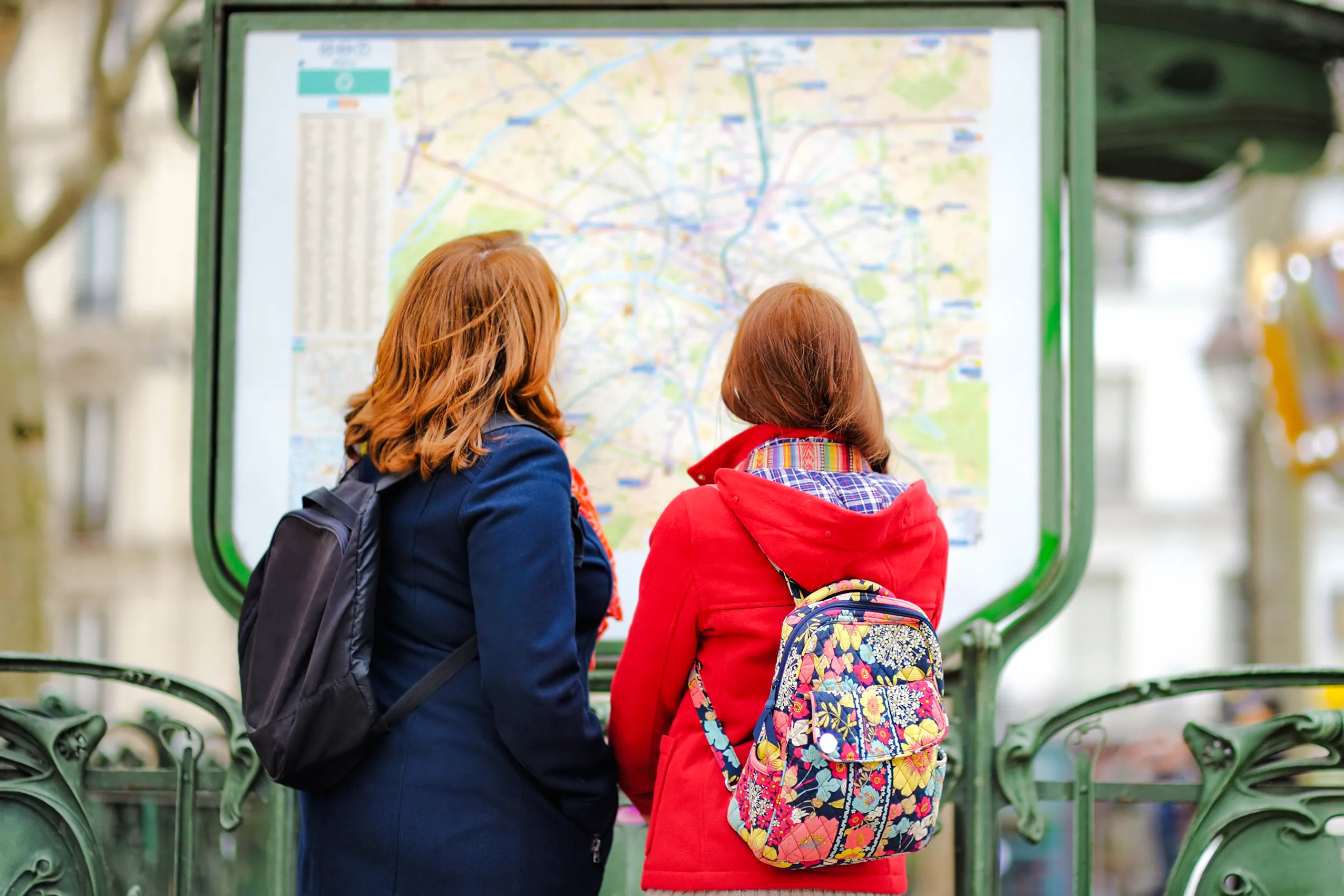 Paris: Le Marais Hidden Gems, Jewish Quarter & Food Tasting