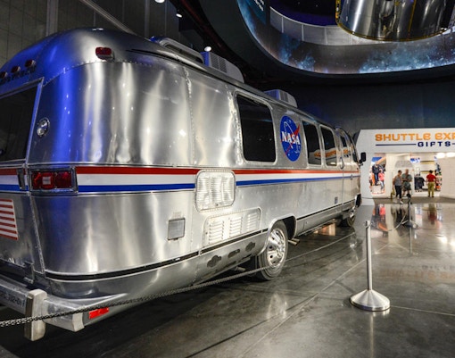 Astrovan & Umbilical Tower