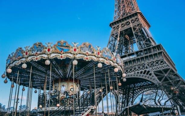 eiffel tower summit small-group tour with max 6 people-5