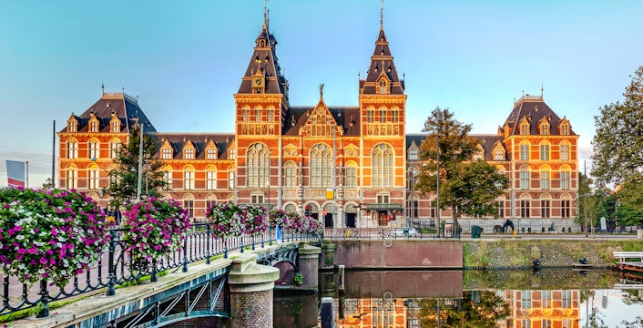 This is photograph of Rijksmuseum paintings.