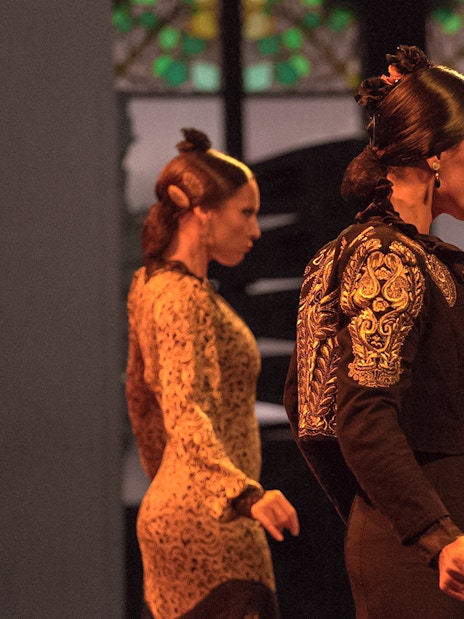 Flamenco dancers performing at Teatro EDP Gran Vía in Madrid.