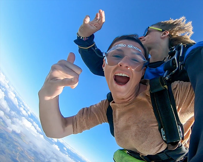 Airlie Beach Tandem Skydive with Beach Landing