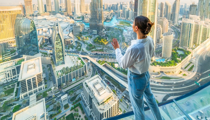 burj khalifa opening hours