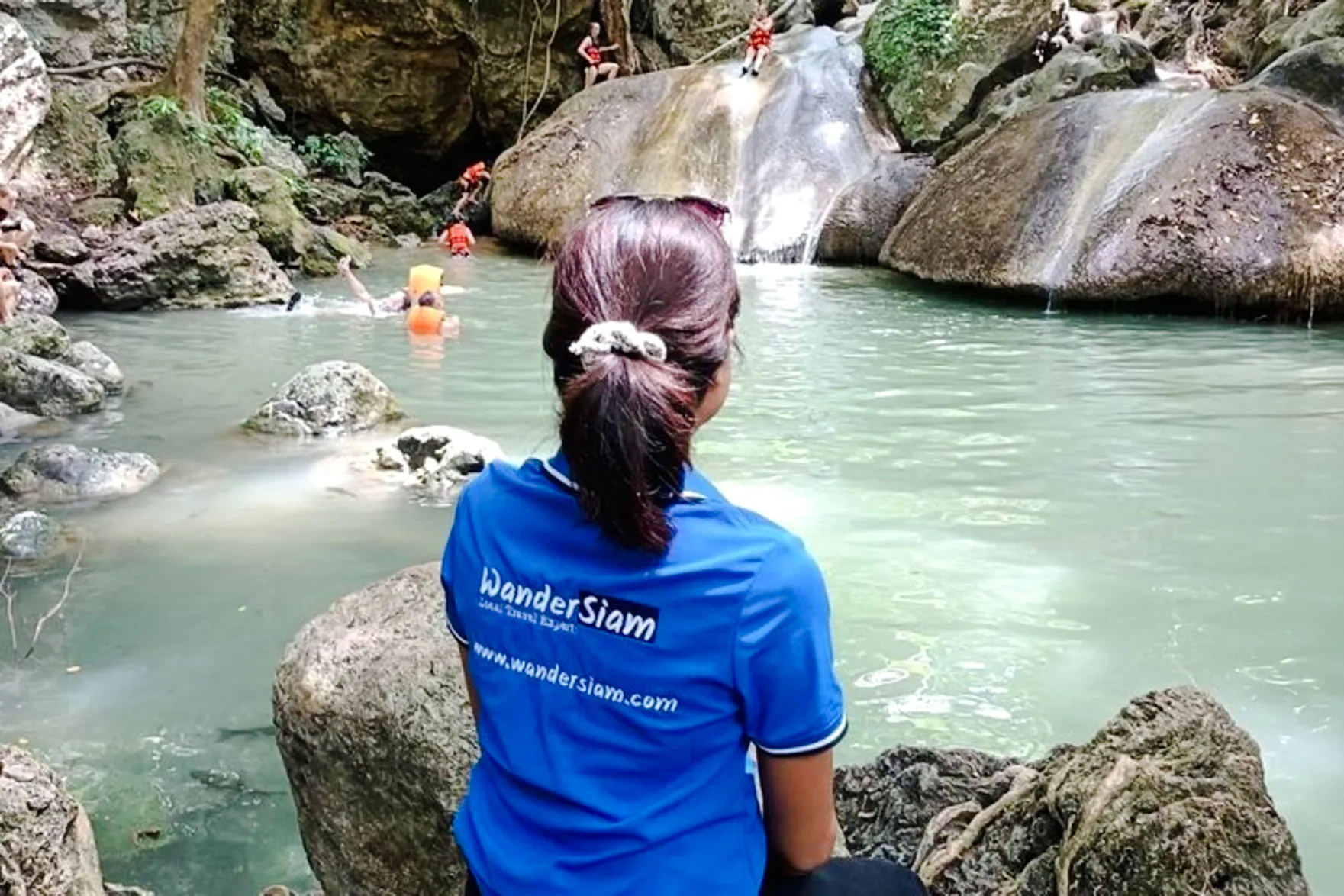fra bangkok: dagstur til kanchanaburi med besøk til kwai-broen og erawan-fossene, inkludert inngangspriser-1
