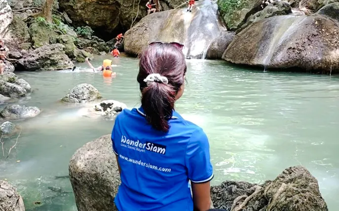 fra bangkok: dagstur til kanchanaburi med besøk til kwai-broen og erawan-fossene, inkludert inngangspriser-1