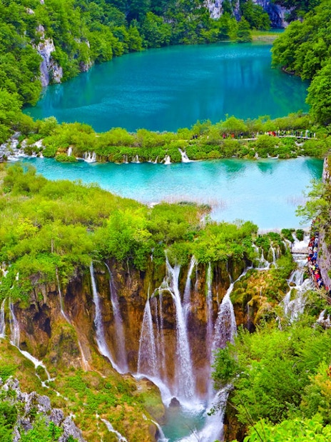 Waterfalls and turquoise lakes at Plitvice Lakes National Park, Croatia.