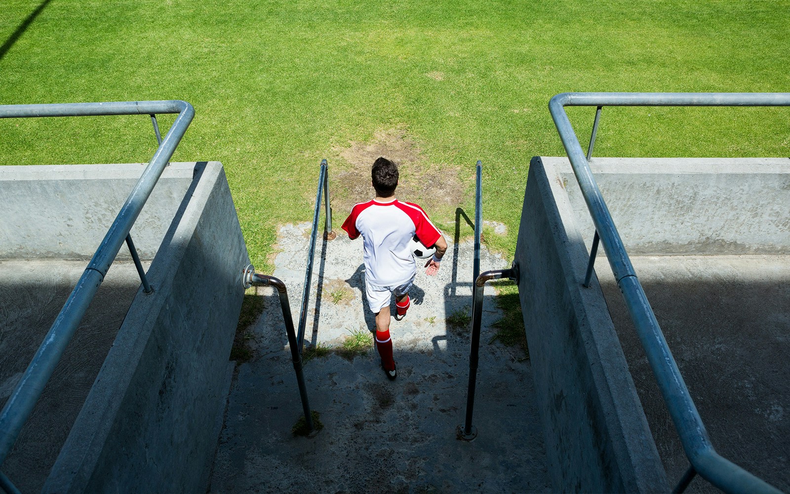 The player tunnel