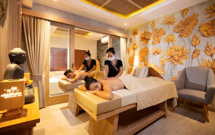 Couple enjoying a massage at Cretya Spa, Bali.