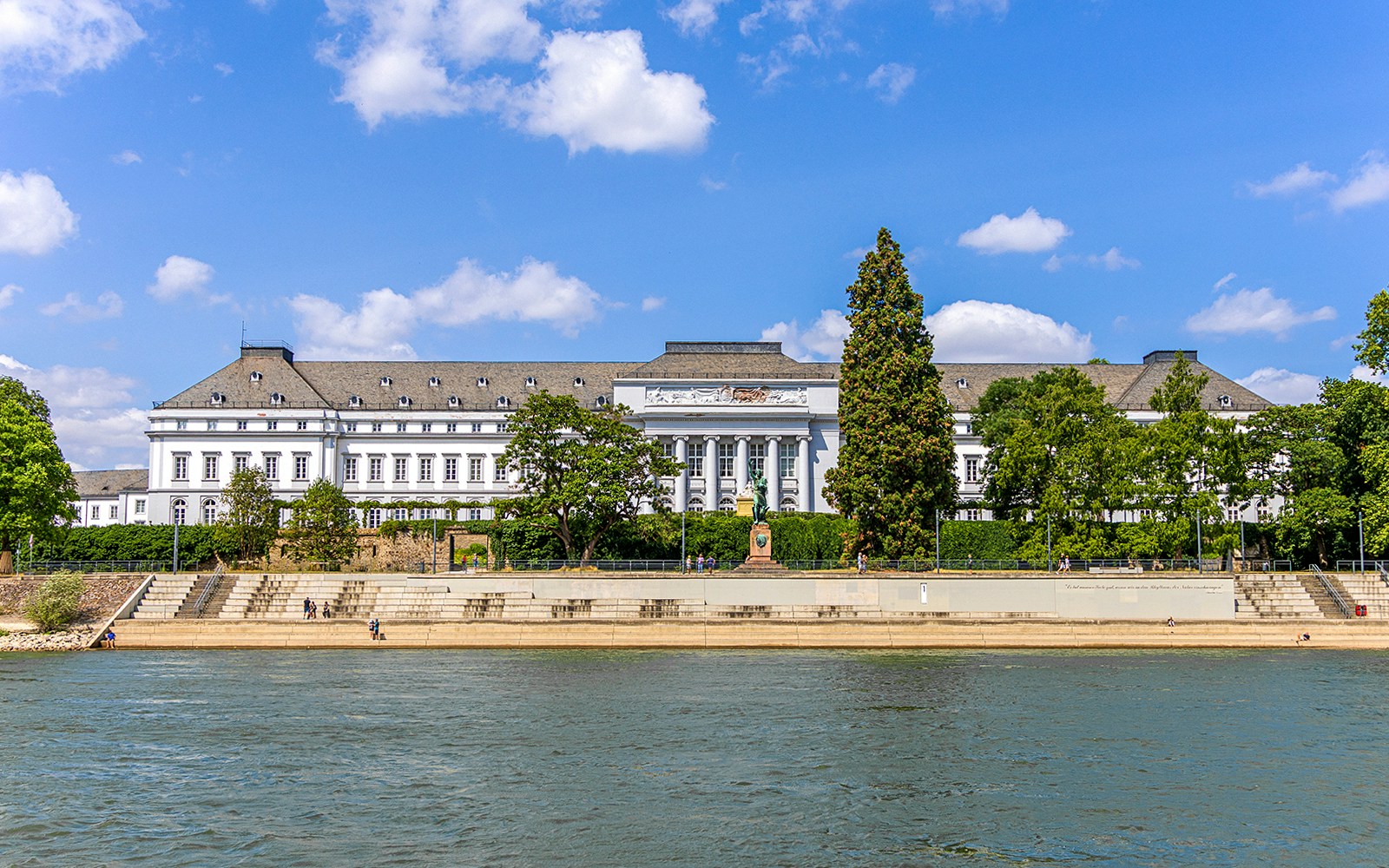 Scenic view of Koblenz Sightseeing Cruises, showcasing the beautiful Rhein Valley and historic castles, a unique experience in Germany