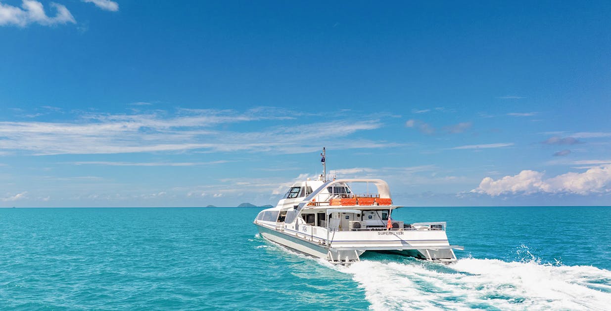 Whitsundays Cruises and Tours