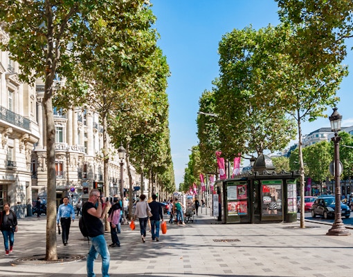 Champs Elysees