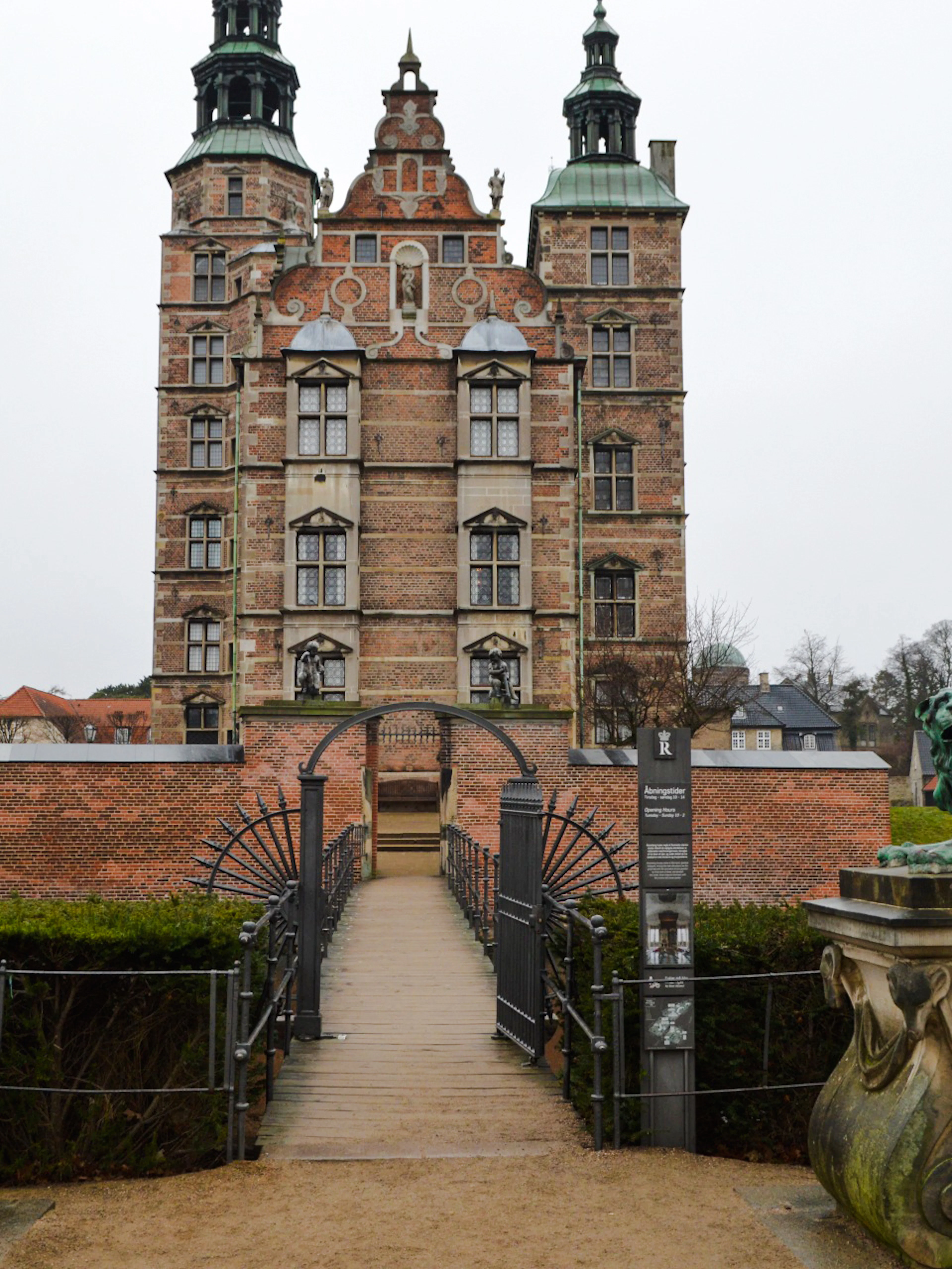 rosenborg castle skip-the-line private guided tour-1