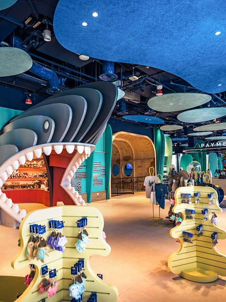 Singapore Oceanarium store interior with shark-themed entrance and merchandise displays.