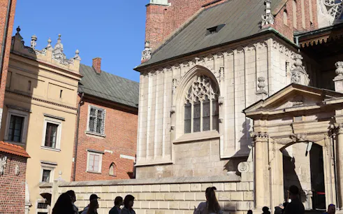 visite à pied de la colline de wawel, consacrée à l'histoire des femmes-1