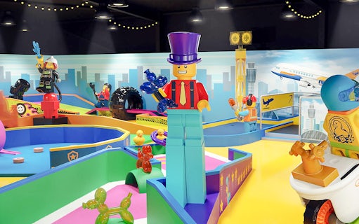 LEGOLAND® Adventure Golf course with LEGO figures and colorful obstacles.