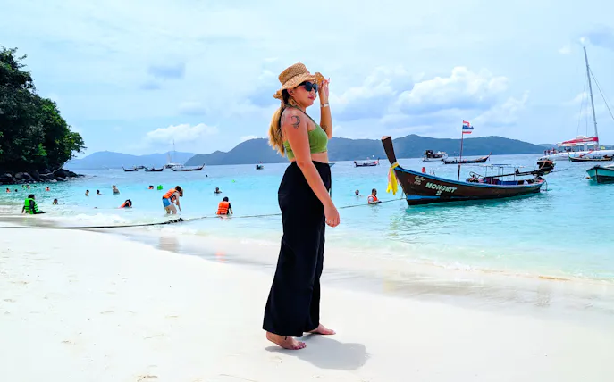 phuket: privat tur-retur-reise med langhalet båt til coral island-1