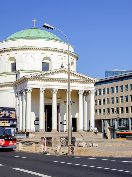 Hop-On Hop-Off bus in front of St. Alexander's Church, Warsaw.