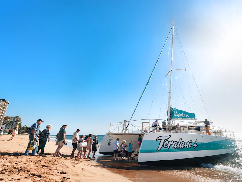 Catamaran Whale Watch From Kaanapali Beach - Hawaii