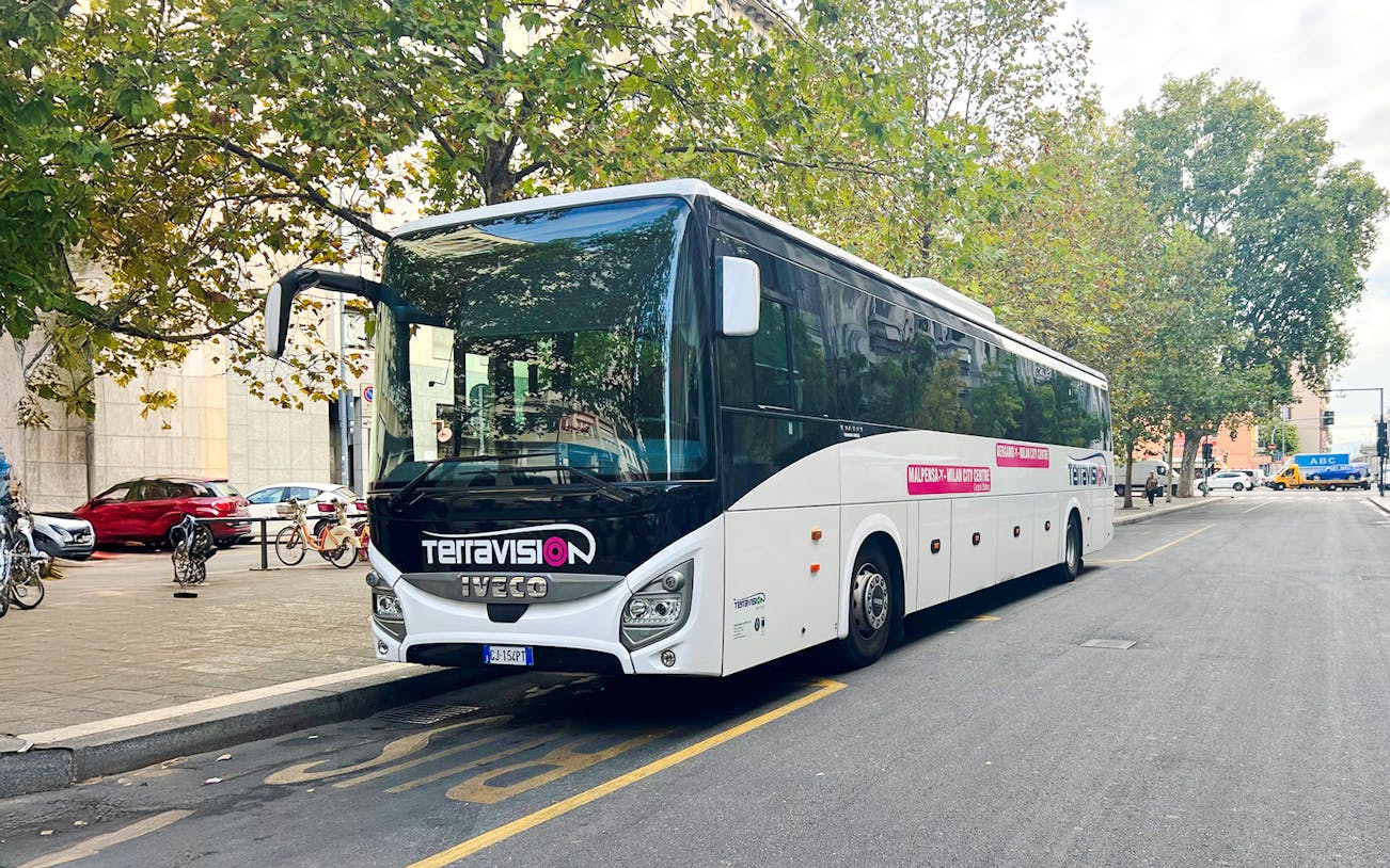 traslados de trecho unitário de ônibus entre as cidades do vaticano e o aeroporto de roma fiumicino-1